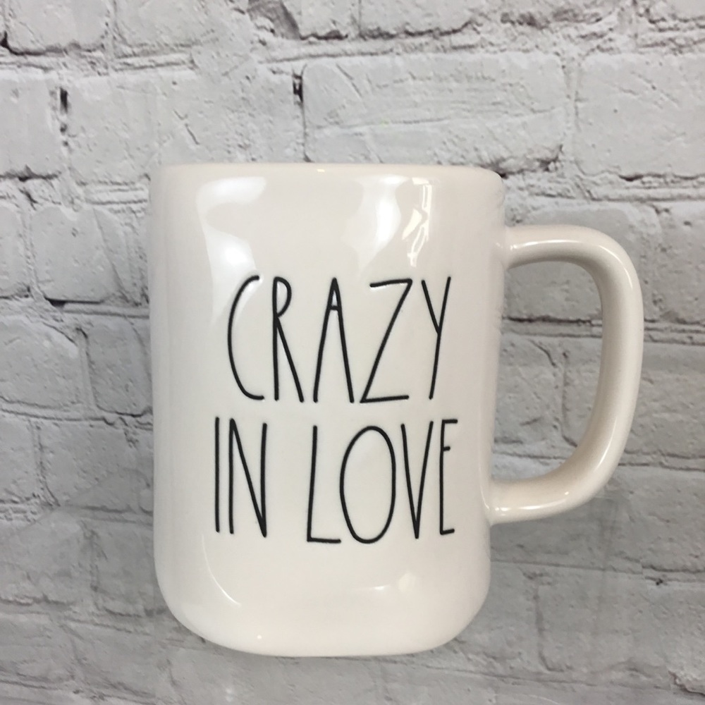 🚨FLASH SALE🚨 Rae Dunn “CRAZY IN LOVE” coffee mug